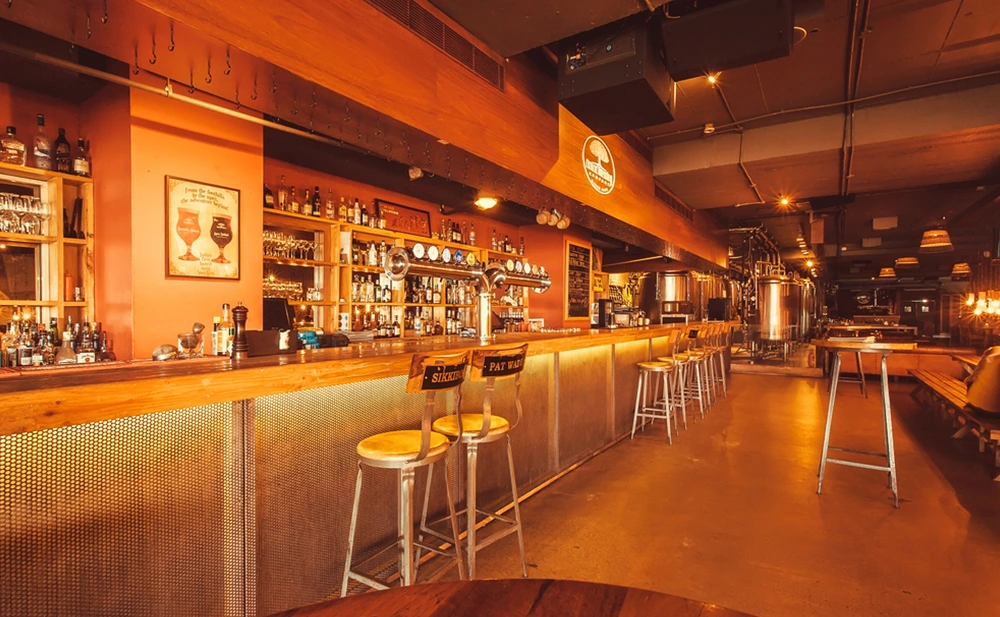 Read more about the article Five Must-visit Pubs in Bangalore